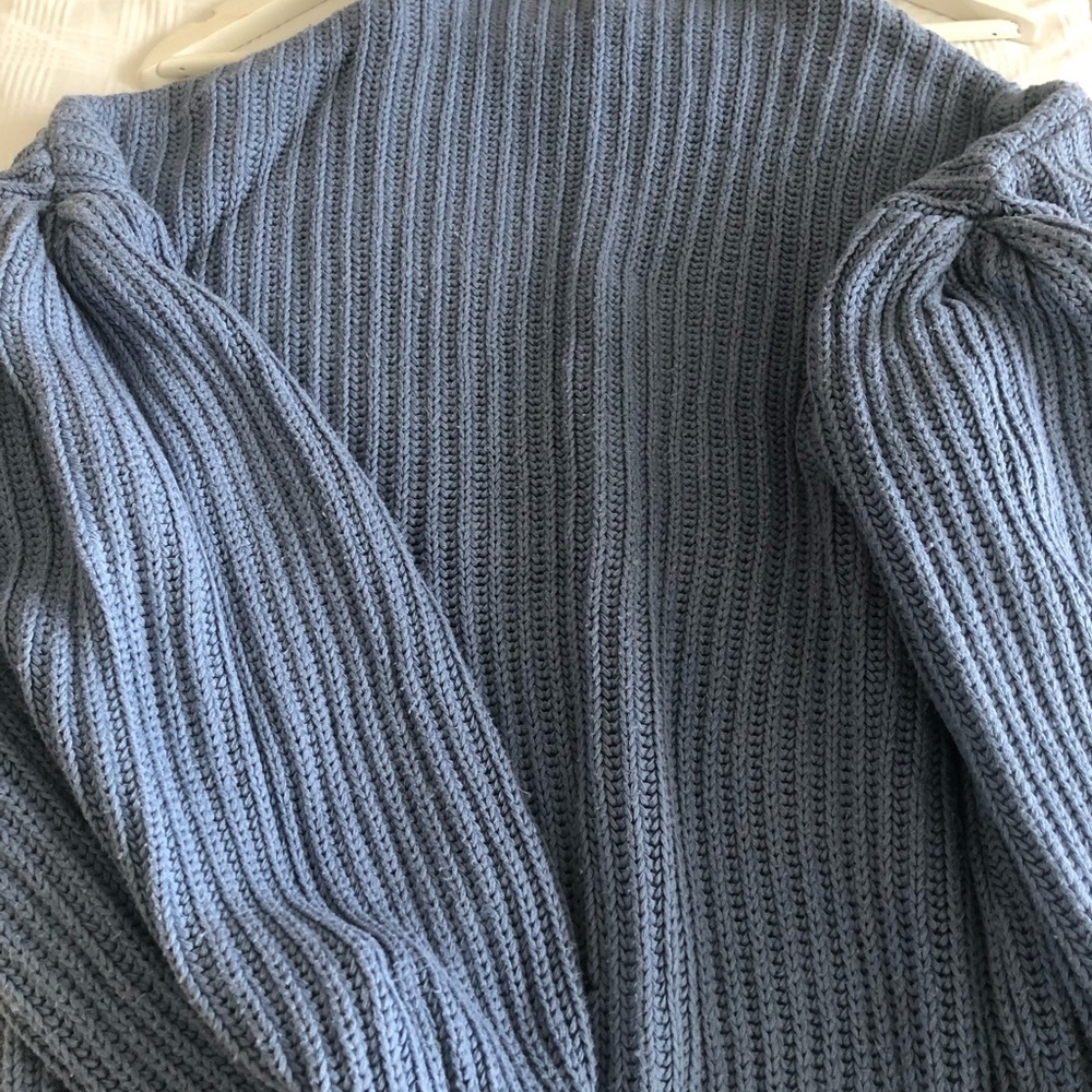 💙NA-KD Knitted Blue Oversized Sweater, High Neck with Puff Sleeves💙 - Picture 3 of 9